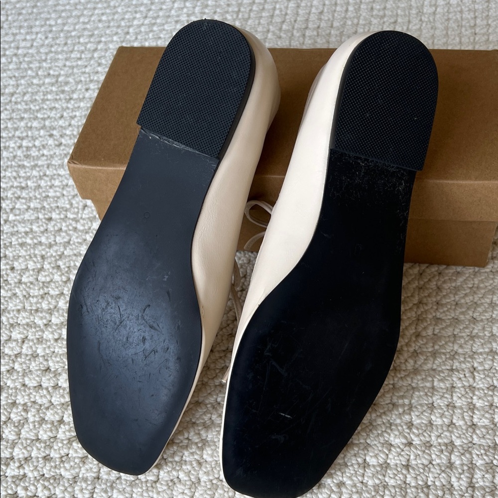 Like new! Winter white flats with tie womens size US 8 - original piece $50 - Picture 6 of 7